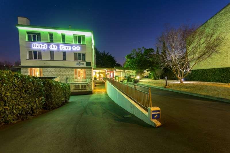 Brit Hotel Du Parc Niort Centre-Parking Gratuit Exteriér fotografie