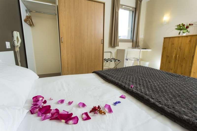 Brit Hotel Du Parc Niort Centre-Parking Gratuit Pokoj fotografie