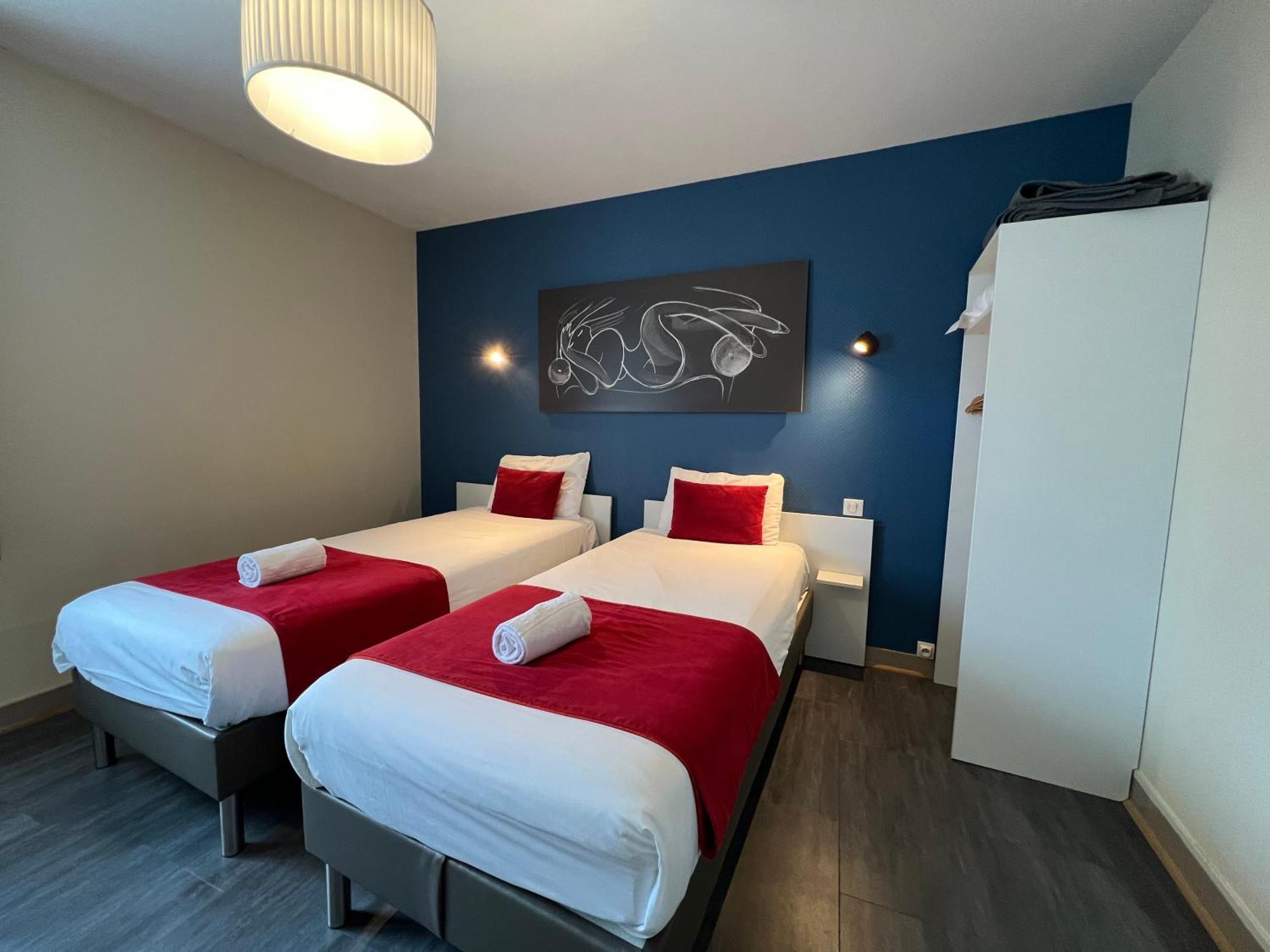 Brit Hotel Du Parc Niort Centre-Parking Gratuit Exteriér fotografie